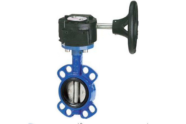 Vanne papillon à oreilles de centrage manoeuvre par réducteur manuel